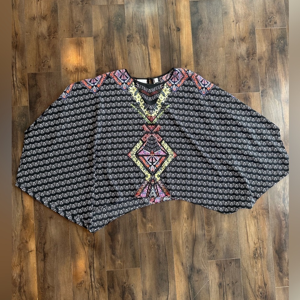 Bisou Bisou Geometric Boho Batwing Top Resort Tribal Festival XS - Picture 1 of 6